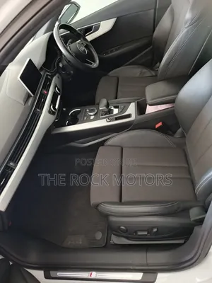 Volkswagen Golf 2019 White