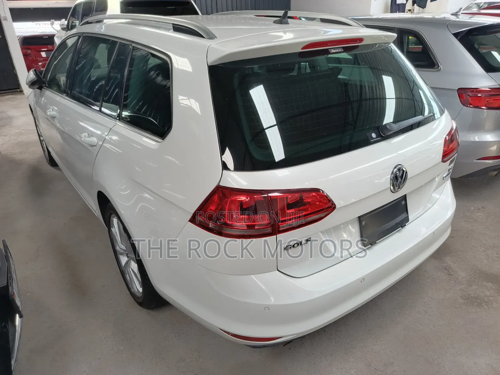 Volkswagen Golf 2019 White