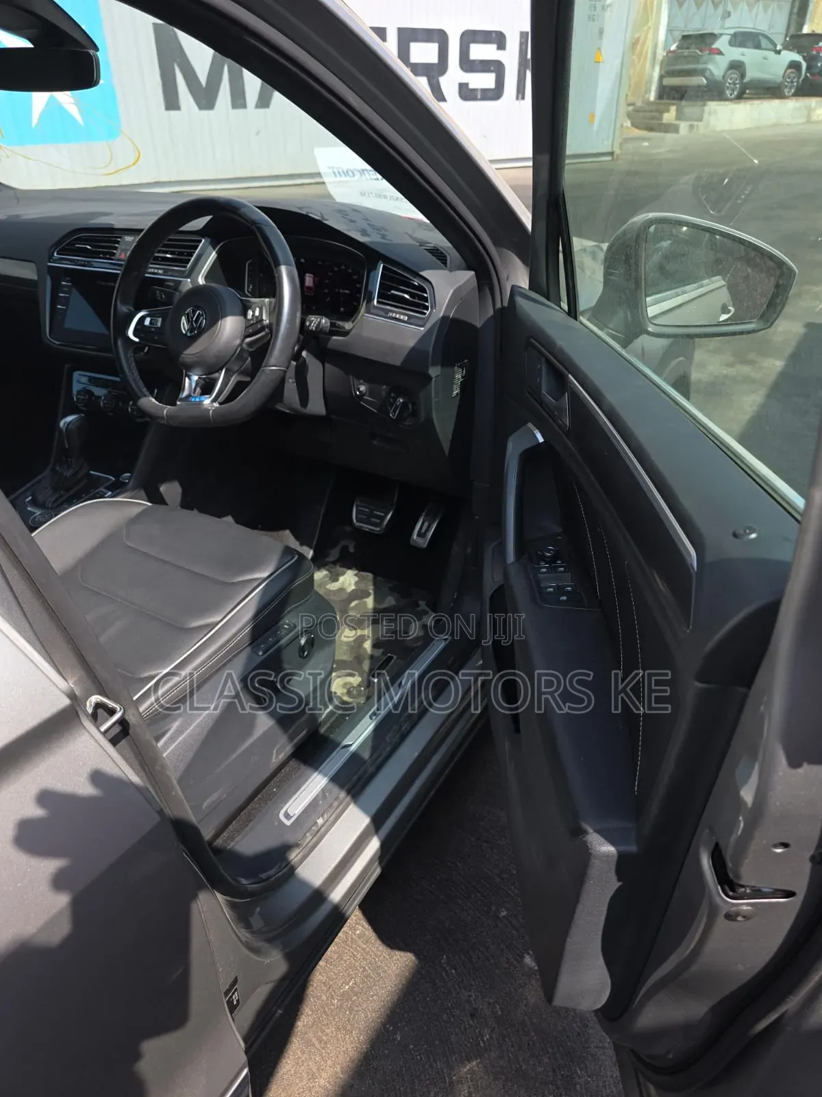Volkswagen Tiguan 2.0T SEL Premium R-Line AWD 4MOTION 2020 Gray