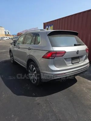 Volkswagen Tiguan 2.0T SEL Premium R-Line AWD 4MOTION 2020 Gray