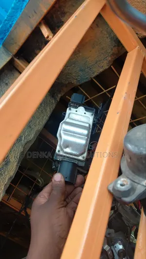 Mazda Axela Radiator Fan Control Module