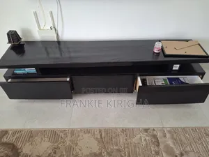 6ft Modern Tv Stand – Spacious Storage, Good Condition