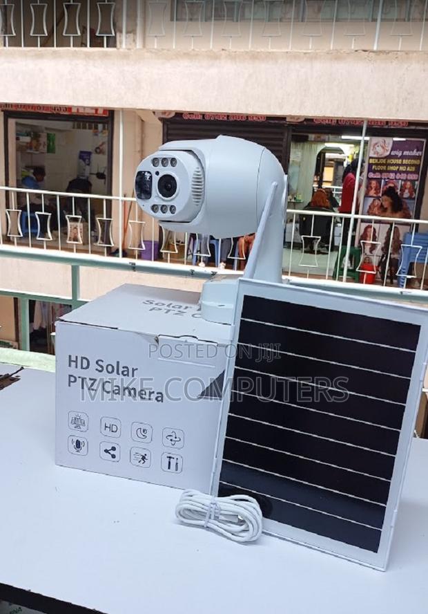 Ubox Single Lens 4g Solar PTZ Camera With 360° PTZ Rotation