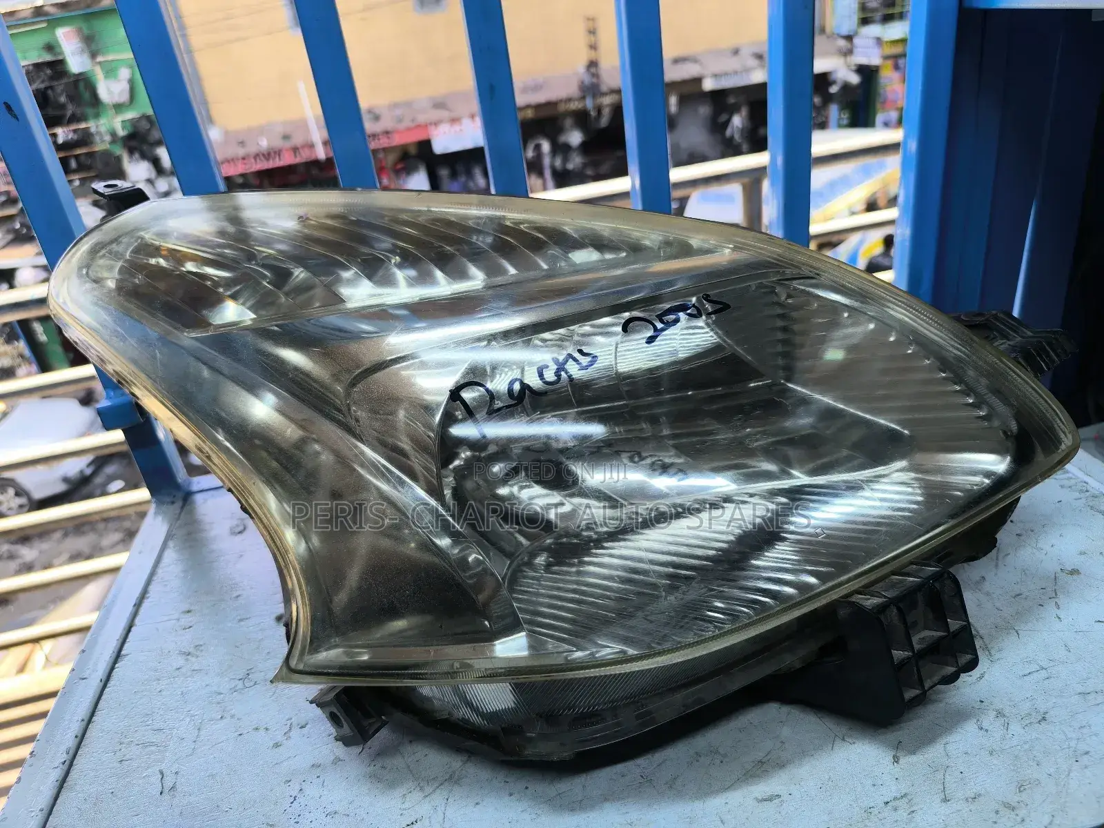 Toyota Ractis 2005 Non Xenon Headlights