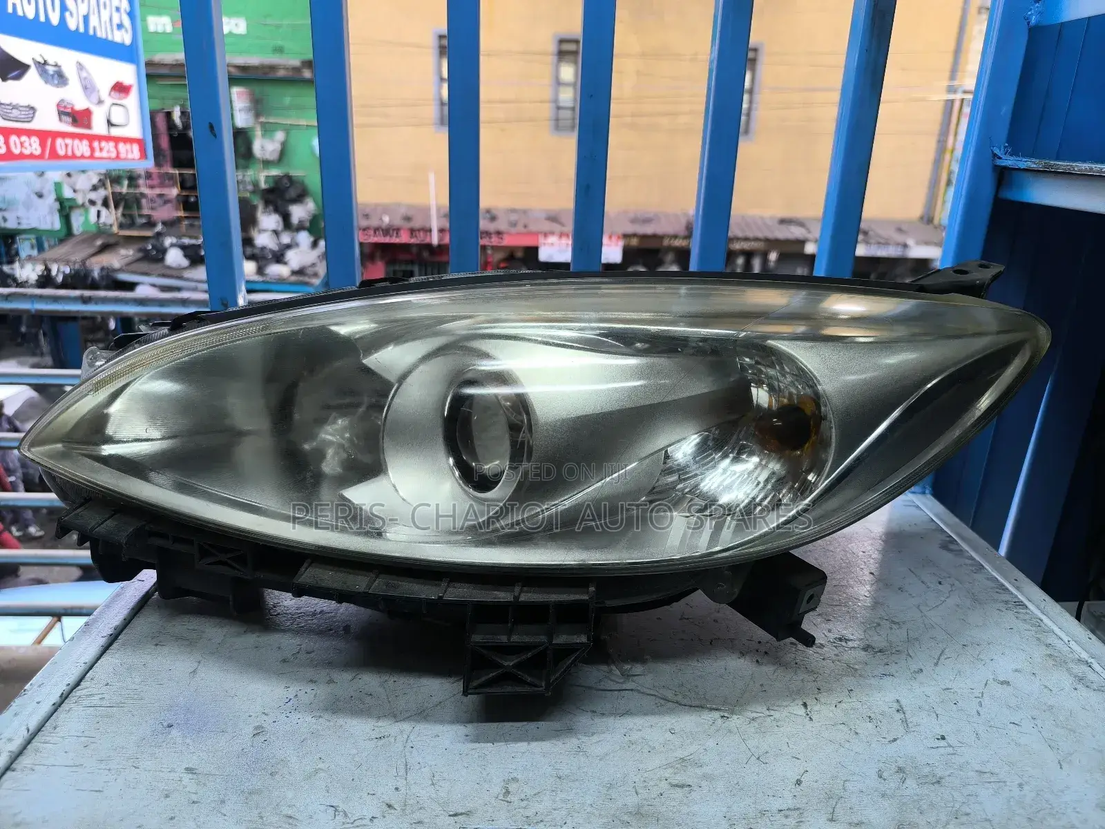 Mazda Premacy/Lafesta Xenon Headlights