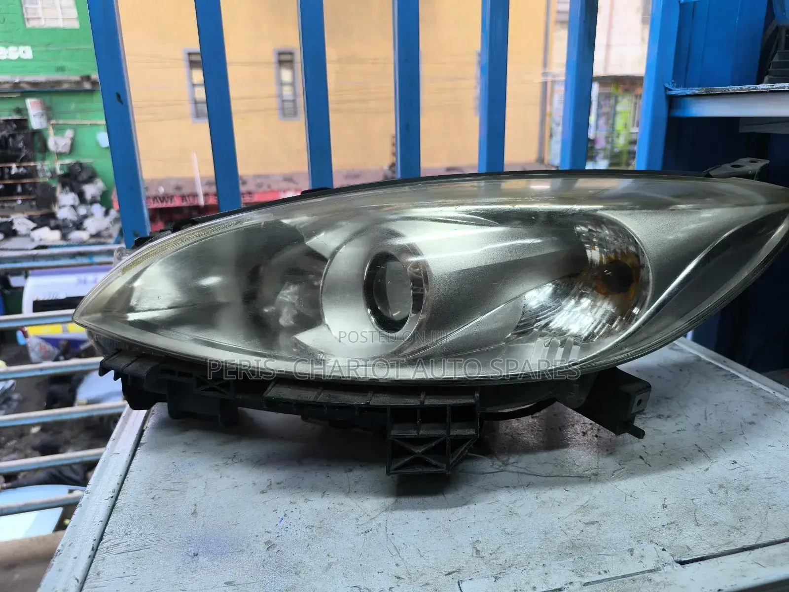 Mazda Premacy/Lafesta Xenon Headlights