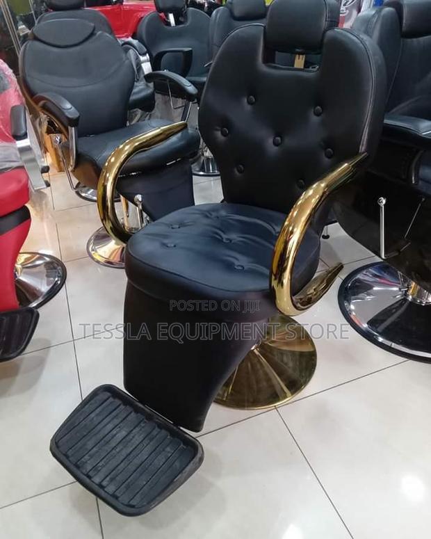 Executive Barbershops Chair - main view