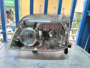 Ni Xtrail Nt30 Non Xenon Headlights