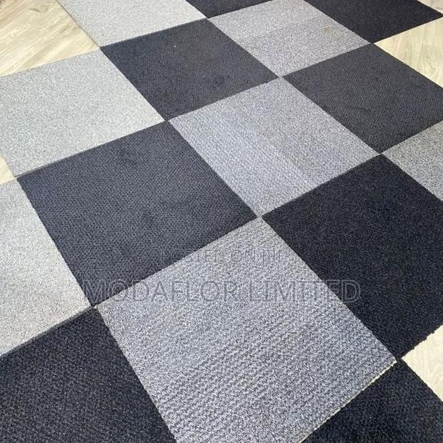 Carpet Tiles Plain Design – Best for Office and Workspaces