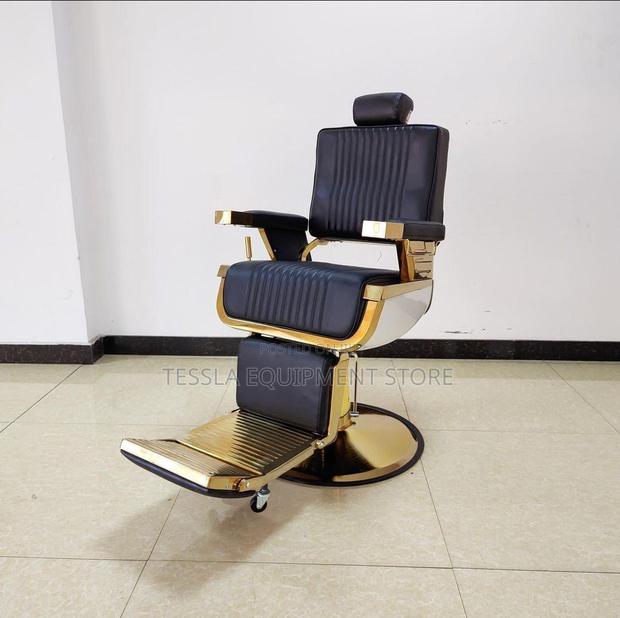 Vip King-Size Barber Chair - main view