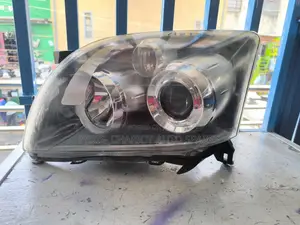 Toyota Avensis Non Xenon Headlights