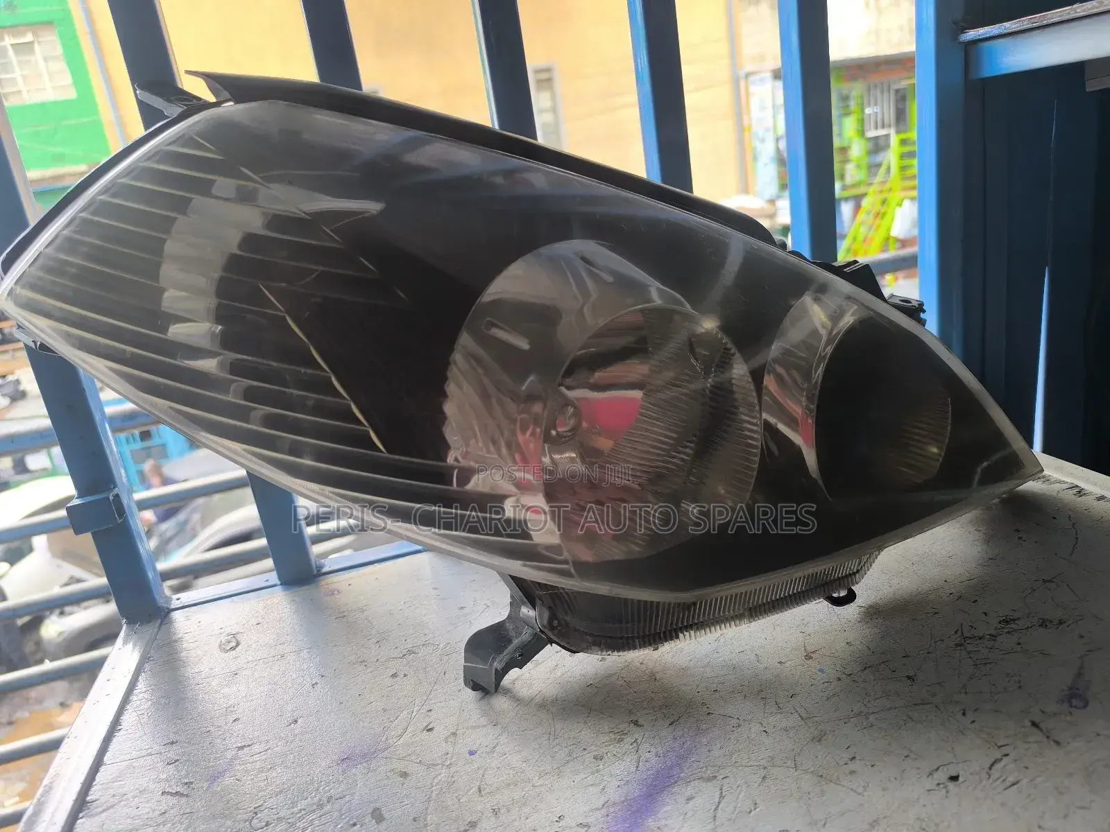 Nissan Wingroad Y11 Non Xenon Headlights