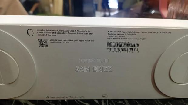 Apple Watch Series 11 42mm - thumbnail 2