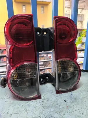 Nissan Nv200 Taillights