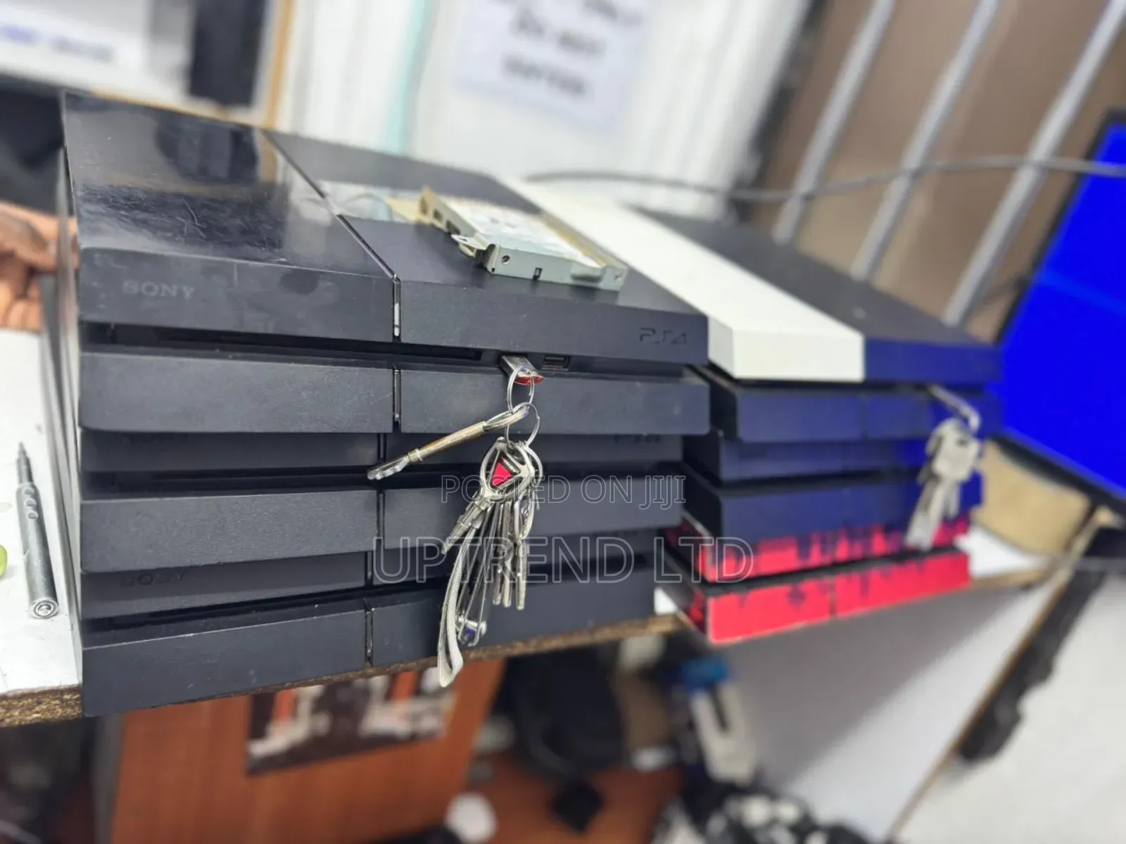 (Ps4)Playstation 4 Standard Chipped With Fc26 and Other Latest Games