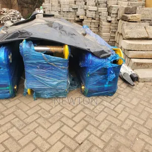 A Brand New 30 Tonne Excavator Breaker