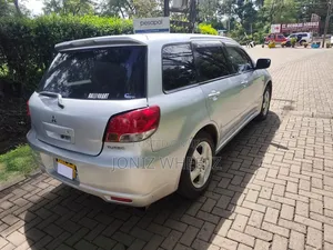 Mitsubishi Airtrek 2.0 Turbo-R 2005 Silver