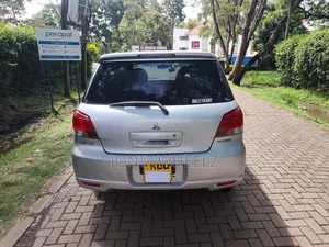 Mitsubishi Airtrek 2.0 Turbo-R 2005 Silver