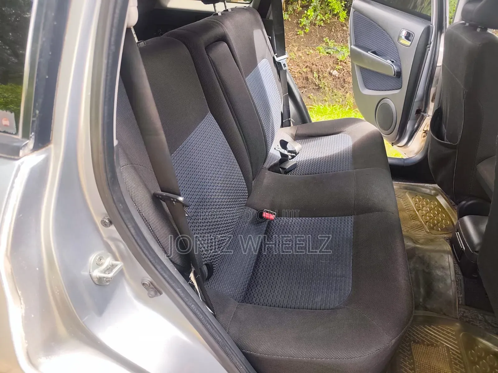 Mitsubishi Airtrek 2.0 Turbo-R 2005 Silver