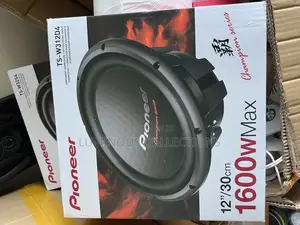 Original Pioneer W312d4 Subwoofer. 1600watts.