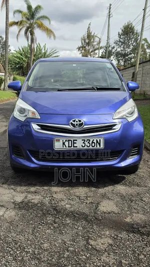 Toyota Ractis 1.3 FWD 2015 Blue