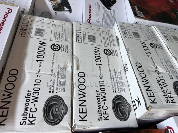 Kenwood 3010. Performance 1000watts Subwoofer