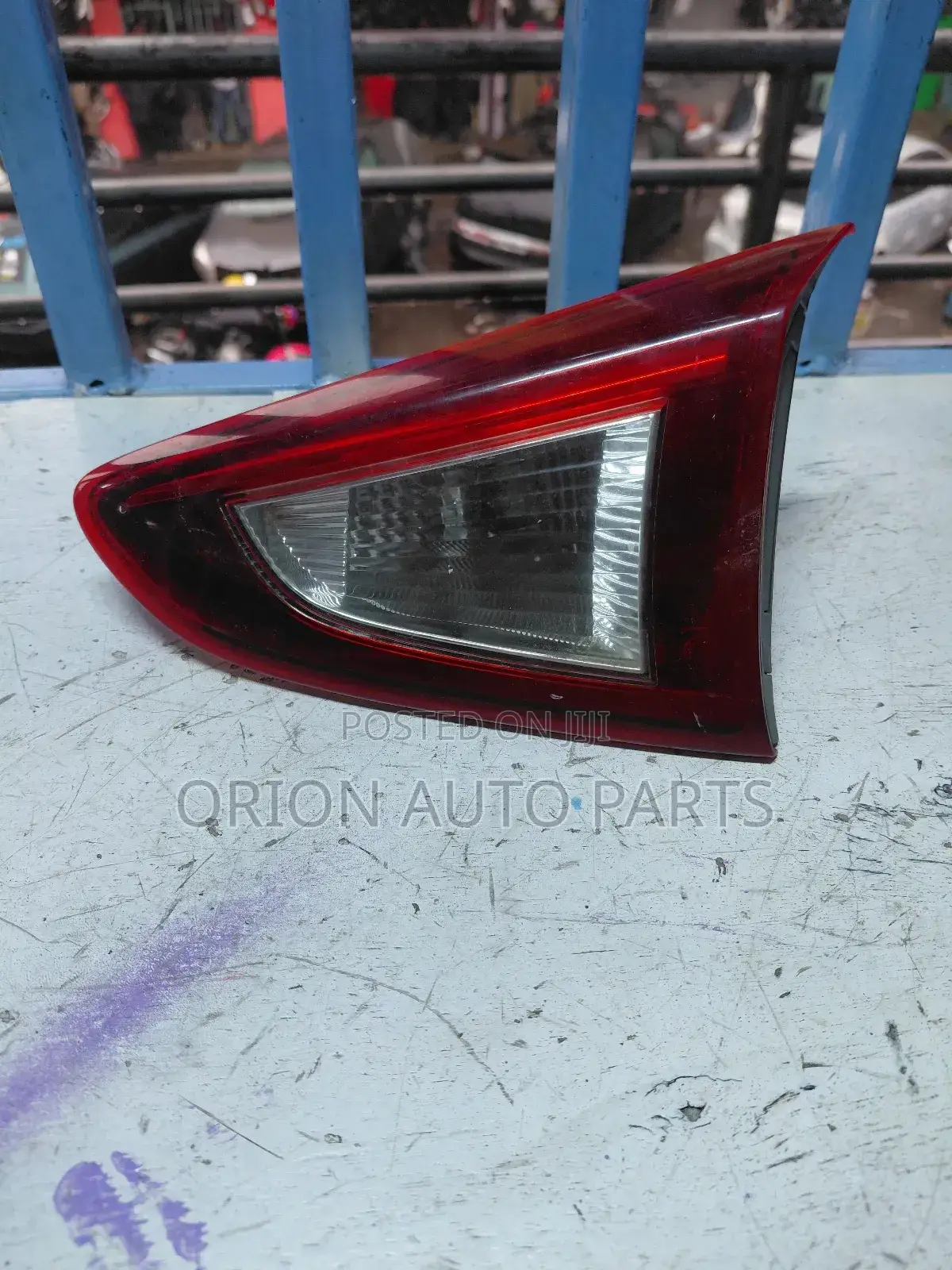 Mazda Demio Bootlight