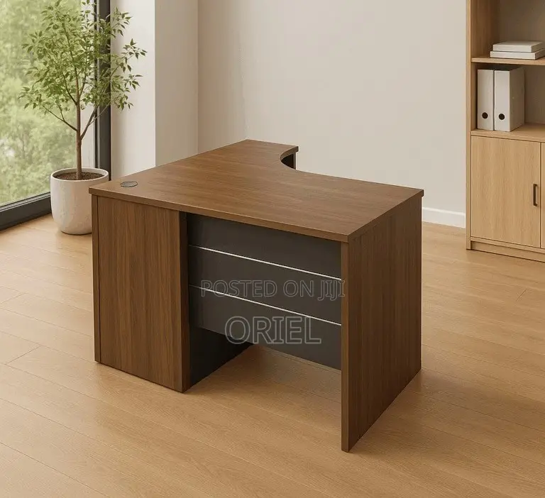 Office Desk : 1400mm Curved Executive Office Desk