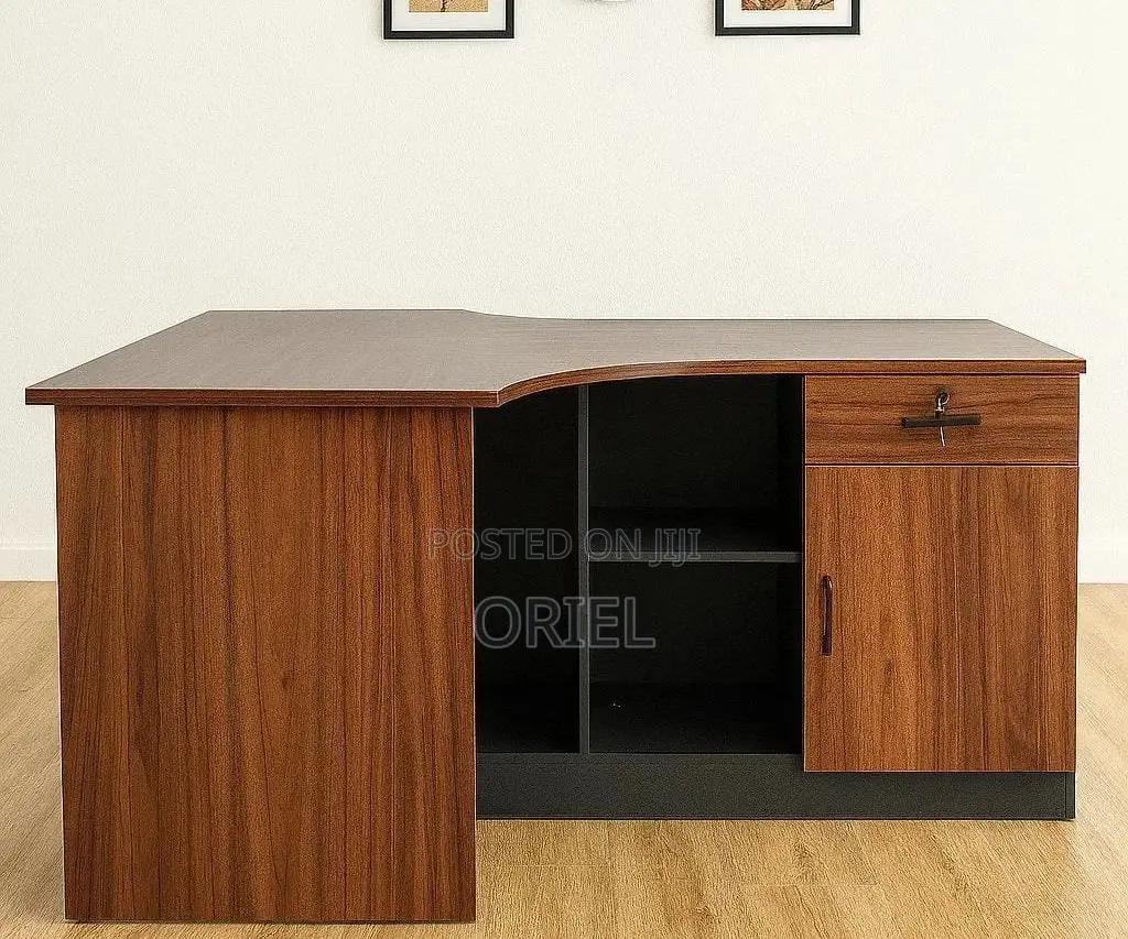 Office Desk : 1400mm Curved Executive Office Desk