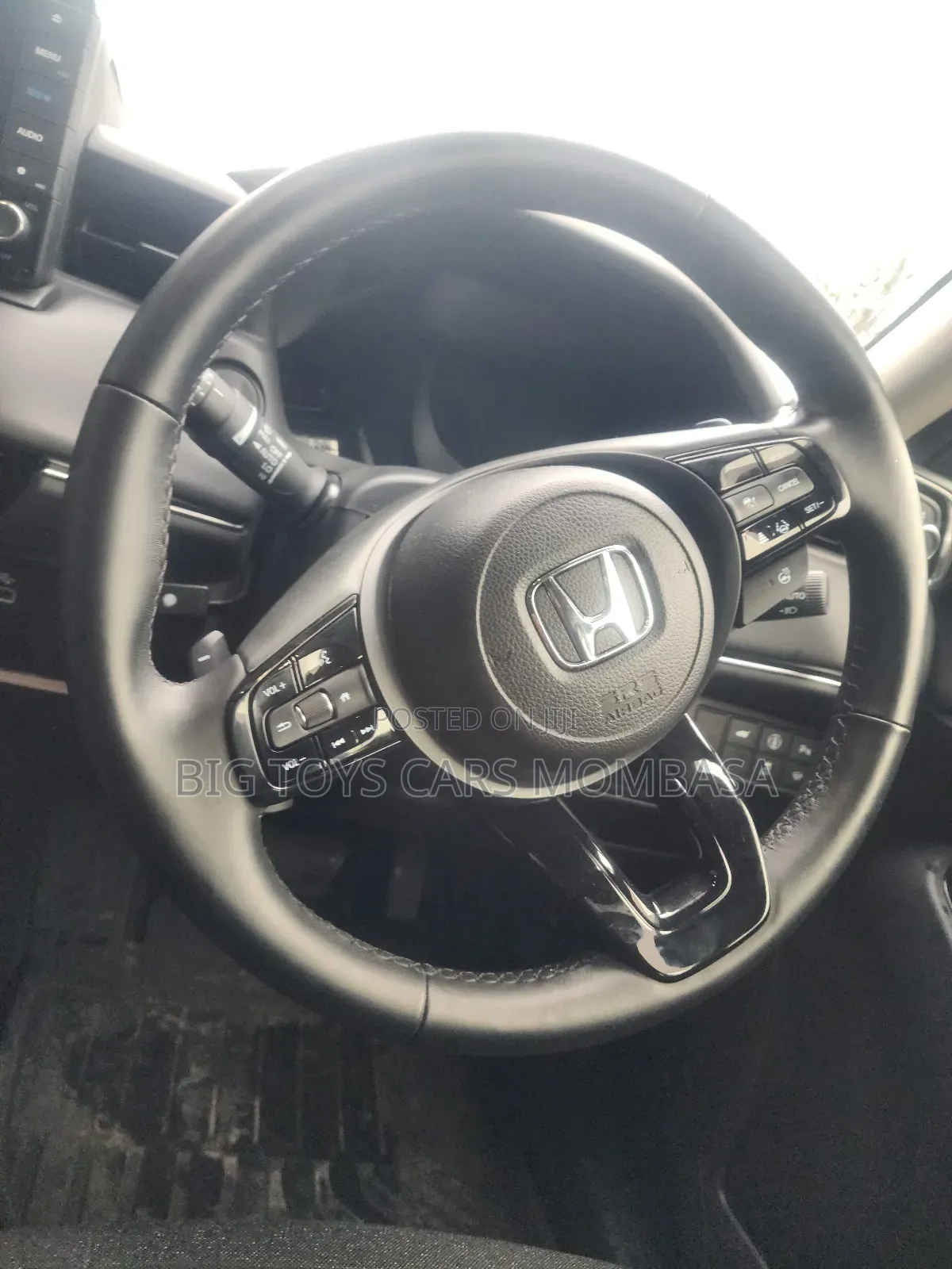 Honda Vezel 2021 Silver