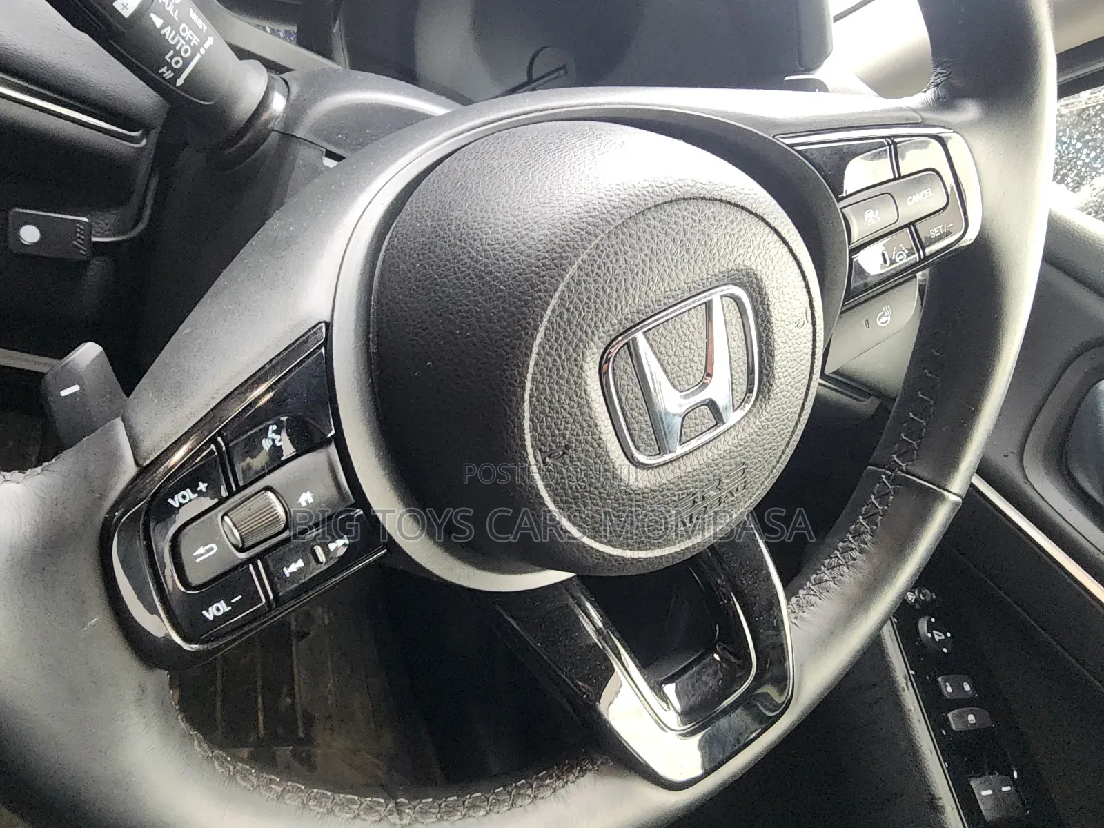 Honda Vezel 2021 Silver