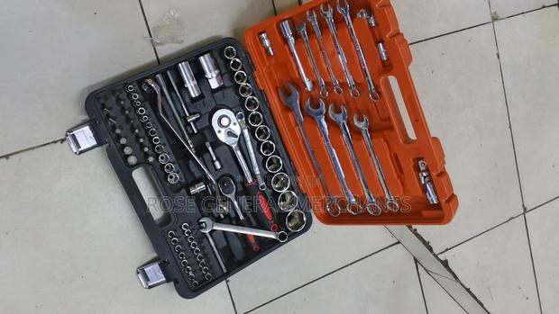 82 PCS Combination Mechanical Socket Set