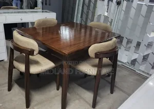 4 Sitter Hardwood Dining Table Sets