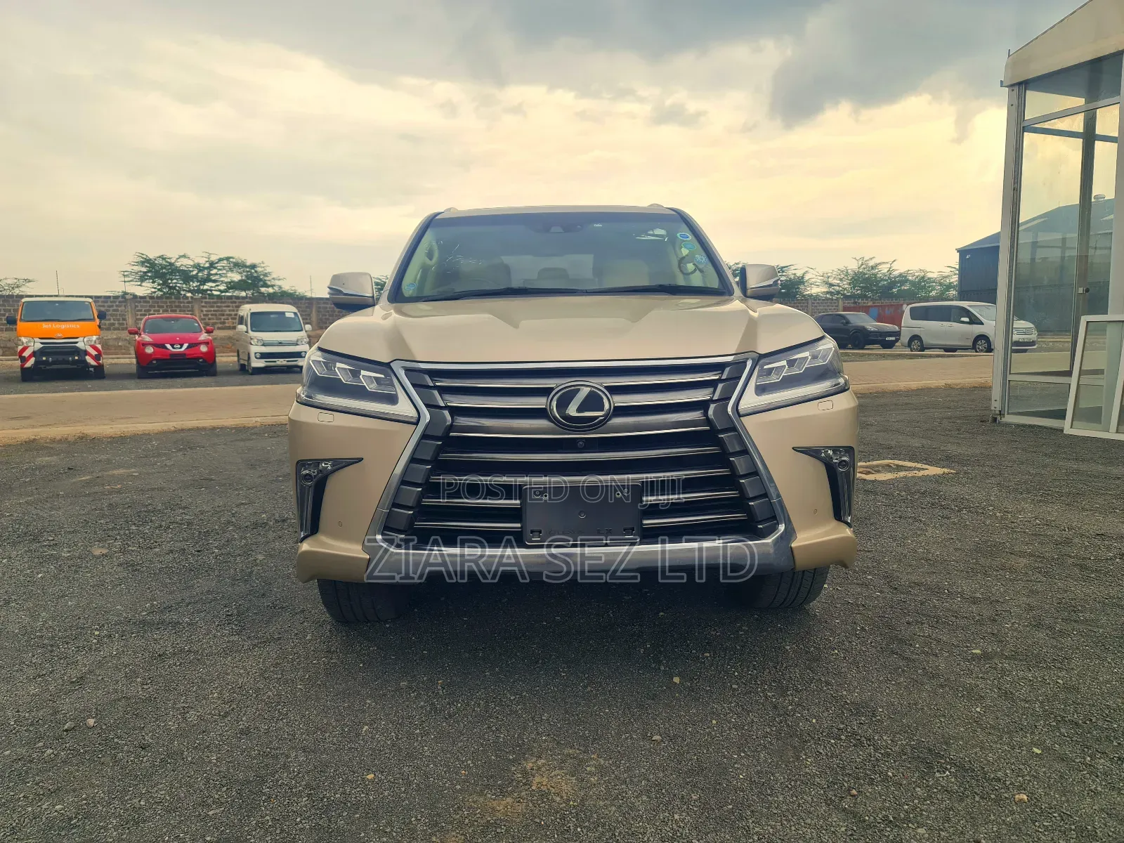 Lexus LX 570 (5 seats) AWD 2017 Brown
