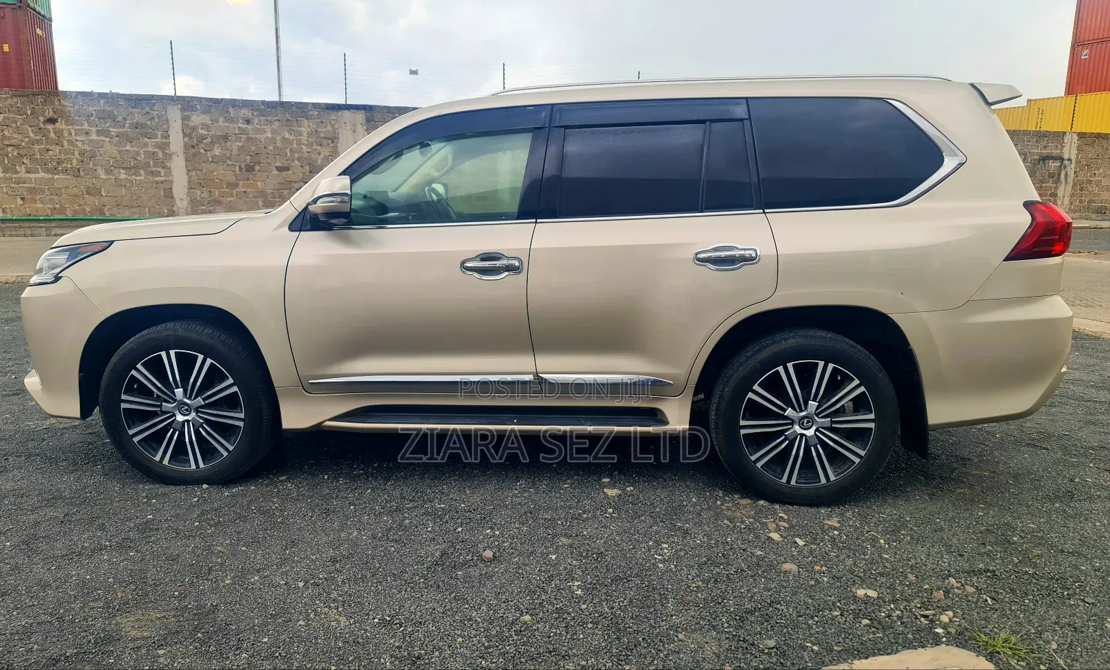 Lexus LX 570 (5 seats) AWD 2017 Brown
