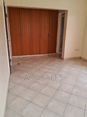 3bdrm Maisonette in Green Park Estate, Lukenya for sale