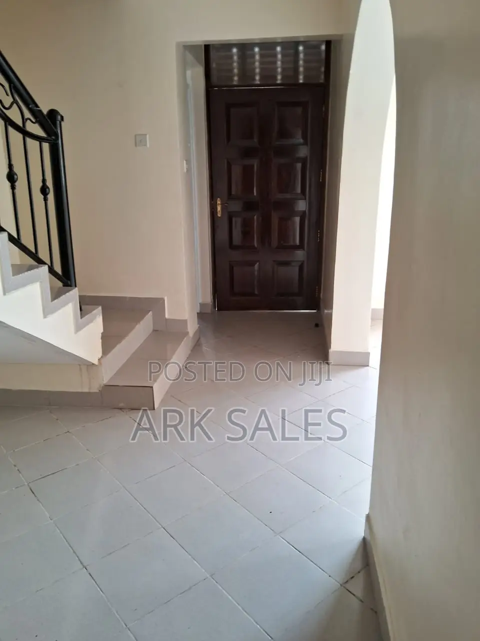 3bdrm Maisonette in Green Park Estate, Lukenya for sale