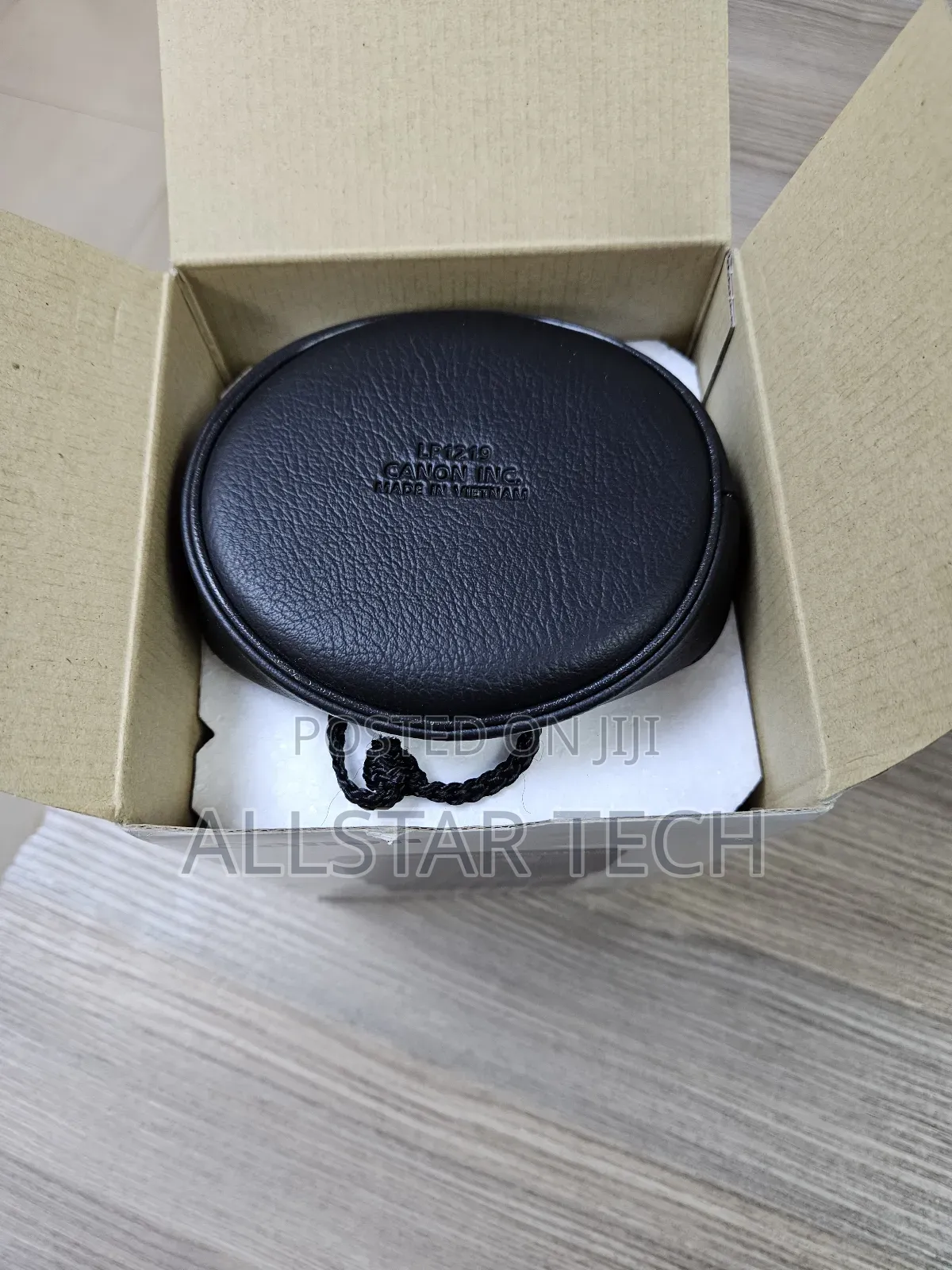 Canon Ef 100mm F/2.8l Macro Is Usm (
Brand New)