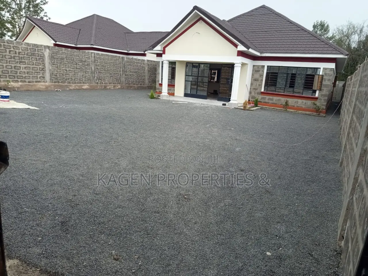 4bdrm Bungalow in Kitengela for sale