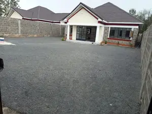 4bdrm Bungalow in Kitengela for sale