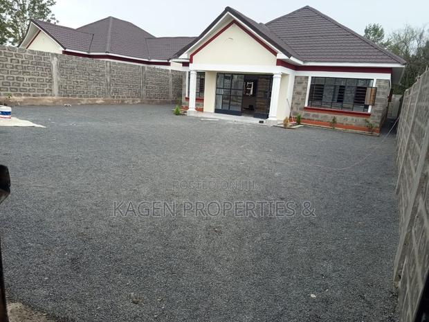4bdrm Bungalow in Kitengela for sale