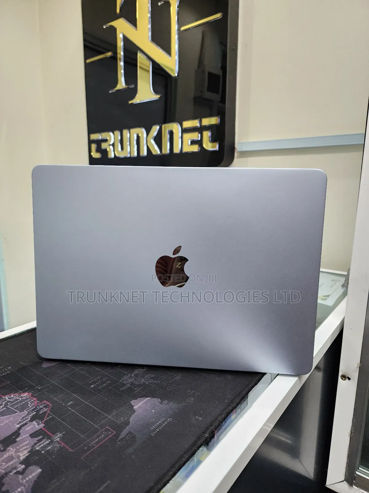 New Laptop Apple MacBook Air 2025 M4 13-inch 16GB Apple M4 SSD 256GB