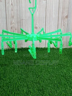 Rotating Pegs Hanger