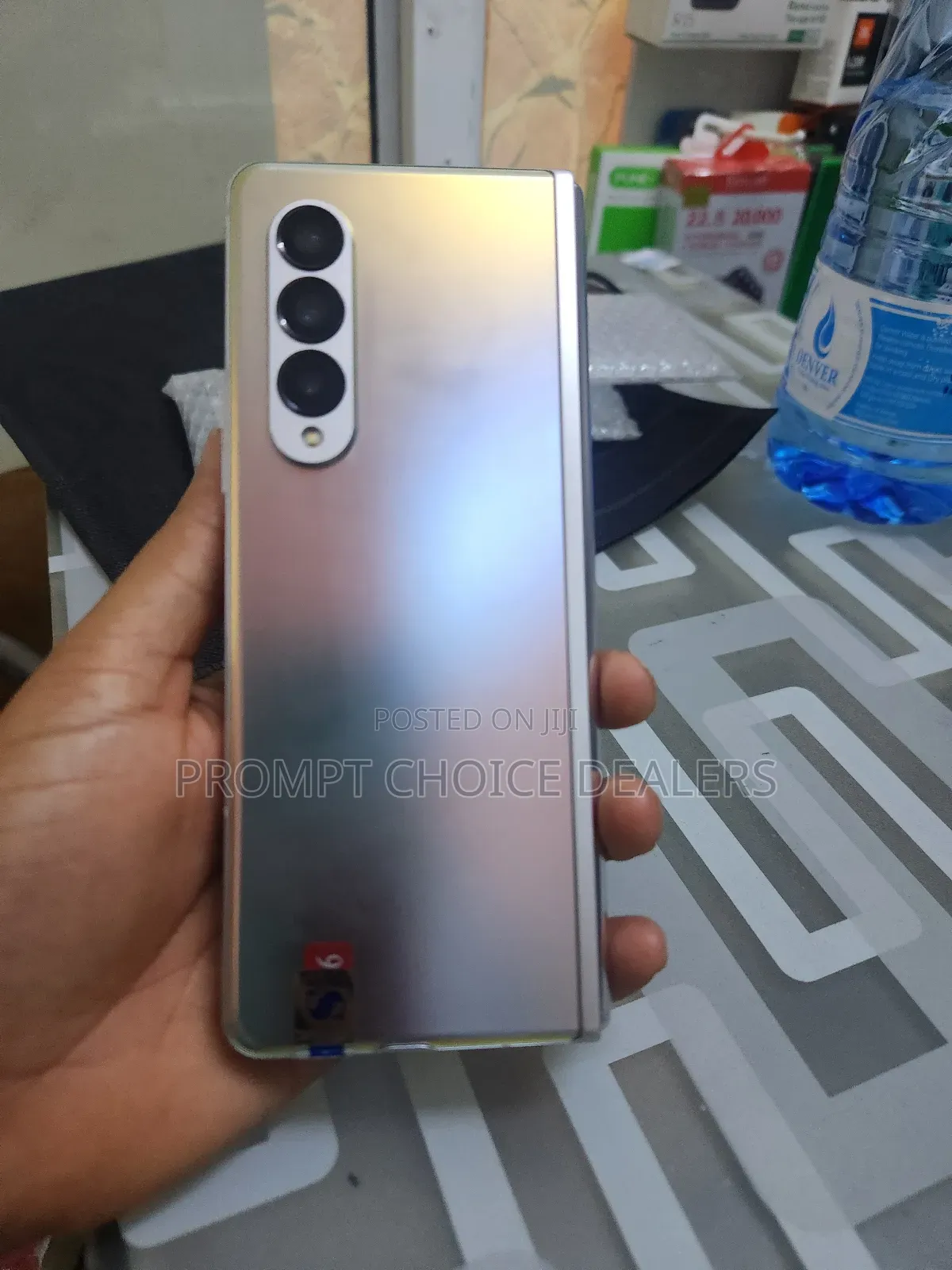 Samsung Galaxy Z Fold 3 256 GB Gold