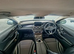 Mercedes-Benz C200 2015 Black