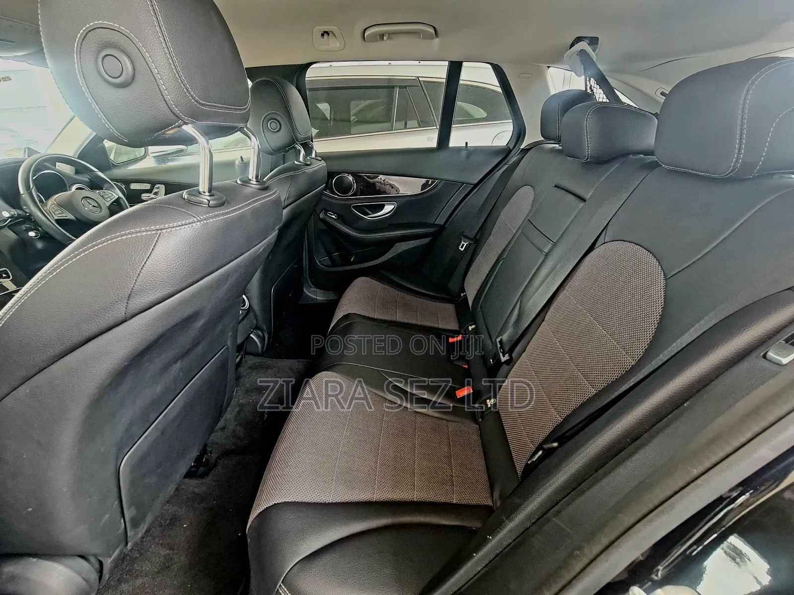 Mercedes-Benz C200 2015 Black