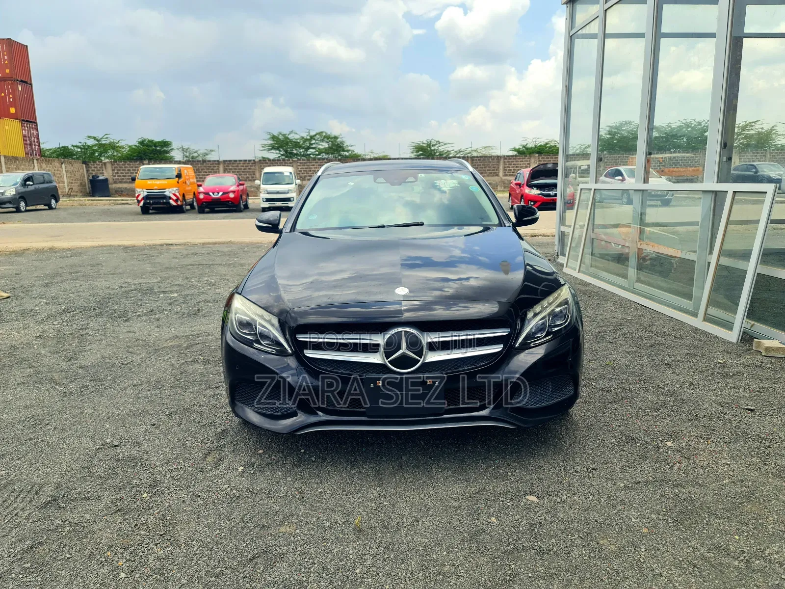 Mercedes-Benz C200 2015 Black