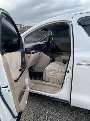 Toyota Vellfire 2009 White