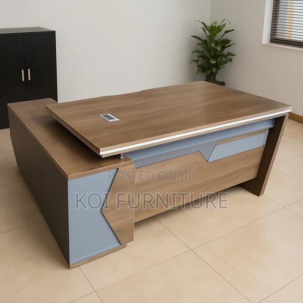 Office Desk; 1.8m Imported Top Commanding Executive Office Desk - thumbnail 3