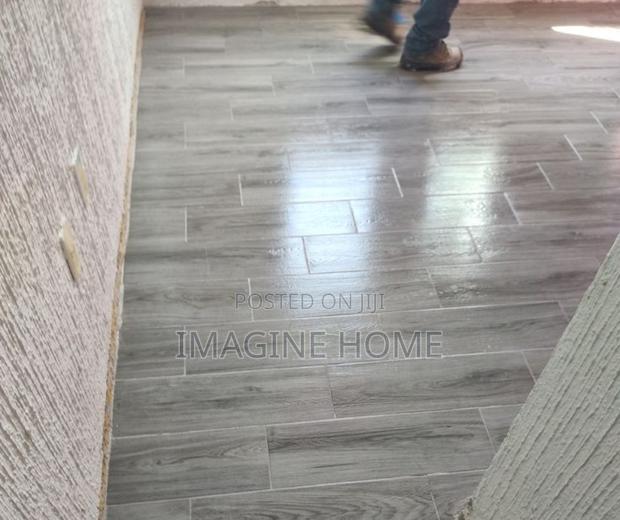 Modern Look, Low Cost Vinly Flooring Matt - main view